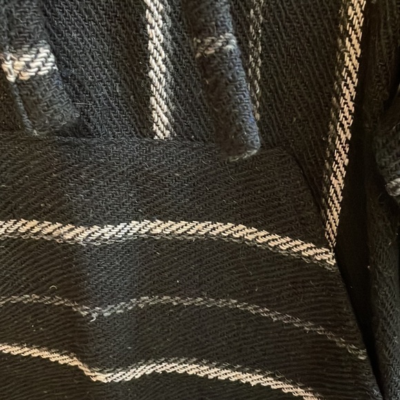 Mexican Baja Hoodie men’s large black with grey and white - Picture 2 of 4